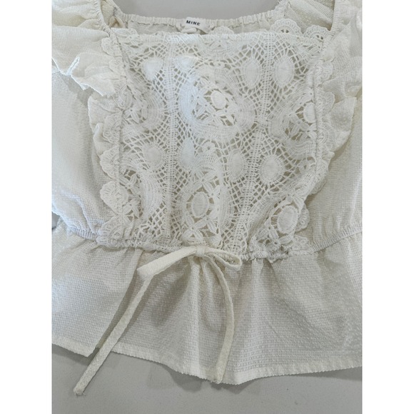 MINE Cream Crochet Lace Ruffle Puff Sleeve Peplum Blouse Womens Small - Picture 2 of 6